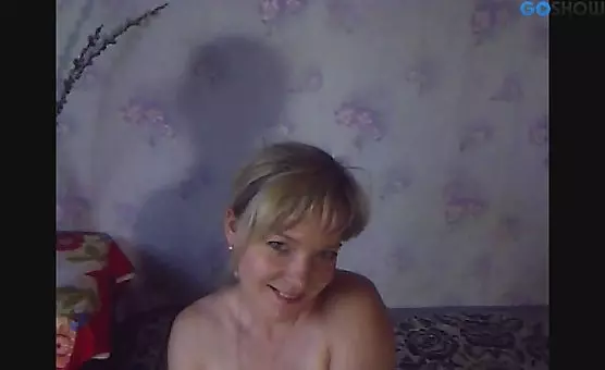 Amateur Spreader Unleashes Hard Passion